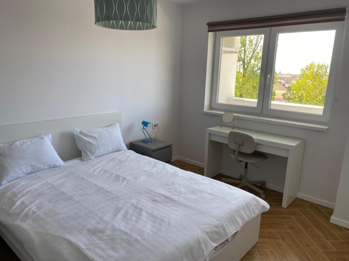 Flamingo Suites Oradea Exterior foto